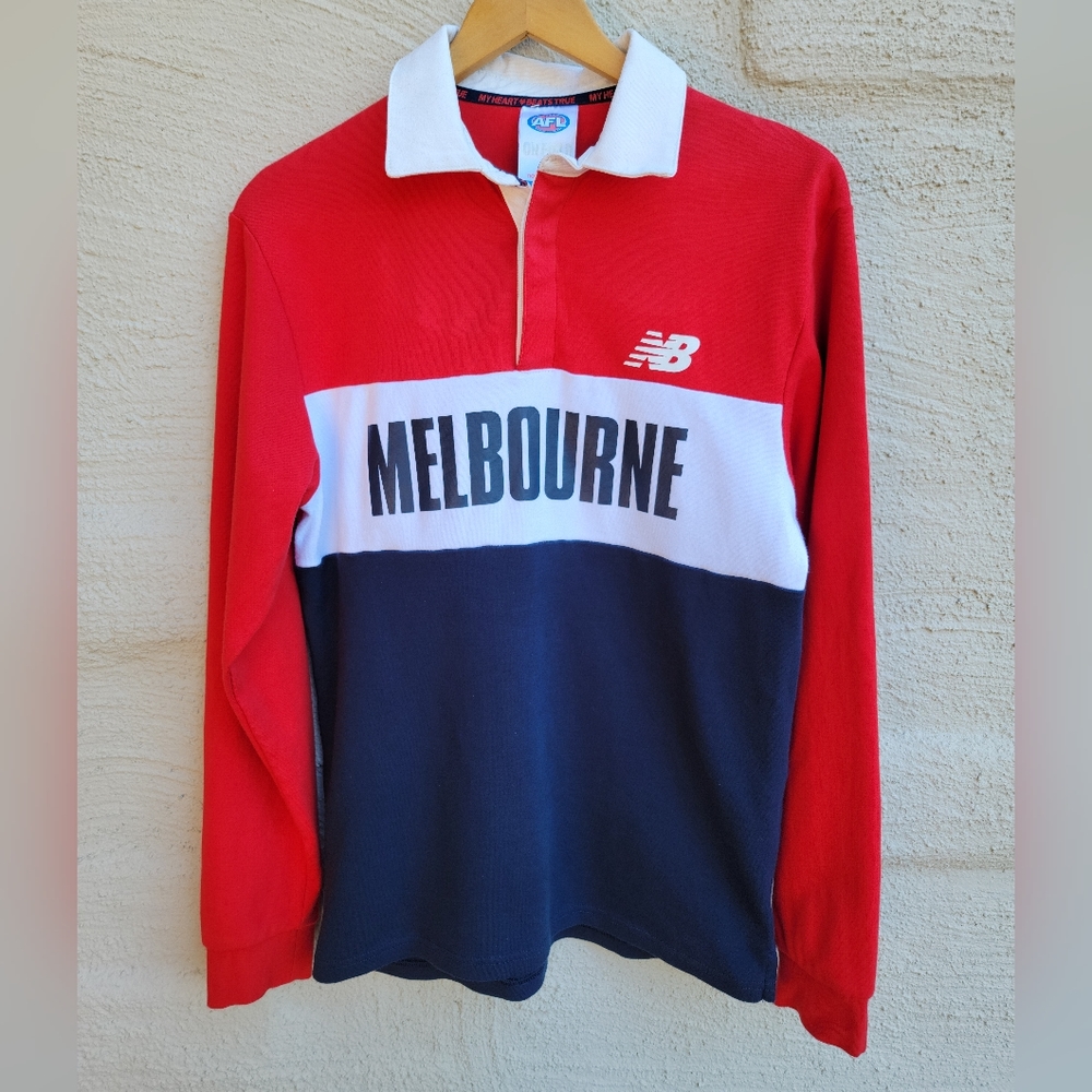 New Balance Melbourne Australia AFL Long Sleeve Shirt. Size- Small or Medium